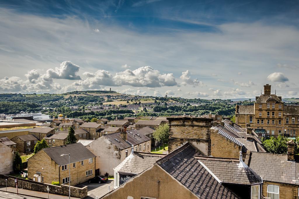 Huddersfield Penthouse Suite Exterior photo